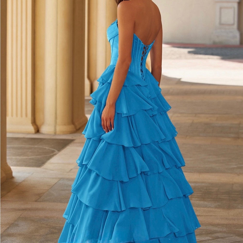 Elegant Blue Tiered Evening Gown: prom dress - Picture 2 of 4
